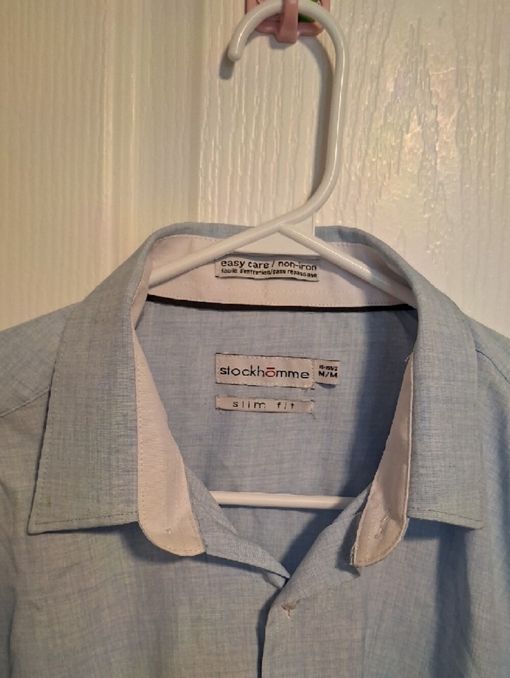 Light Blue Men's Button-Up Shirt‎ - Picture 3 of 6